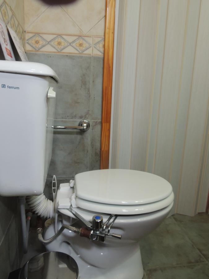 Complejo "Nahuel Pan " Villa Ел Чалтен Екстериор снимка