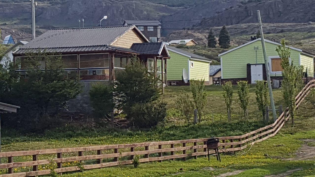 Complejo "Nahuel Pan " Villa Ел Чалтен Екстериор снимка